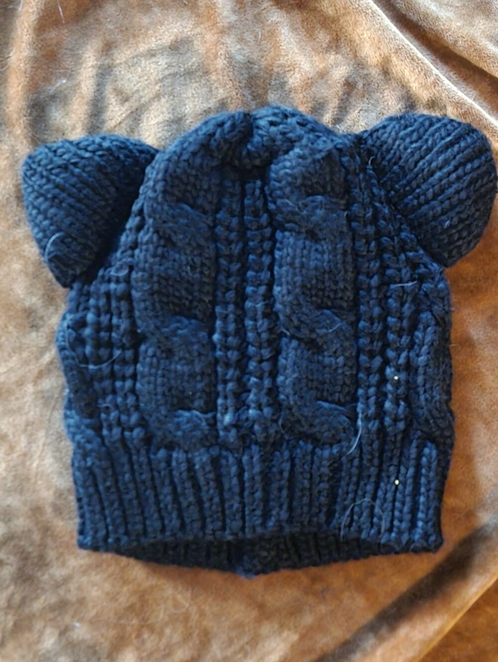 Knit Beanie with Cat Ears - Black